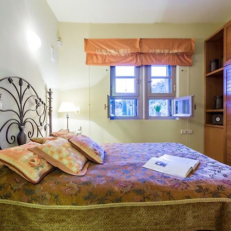 Elia Junior Suite In Epidavros With Shared Pool Неа-Эпидаврос Экстерьер фото